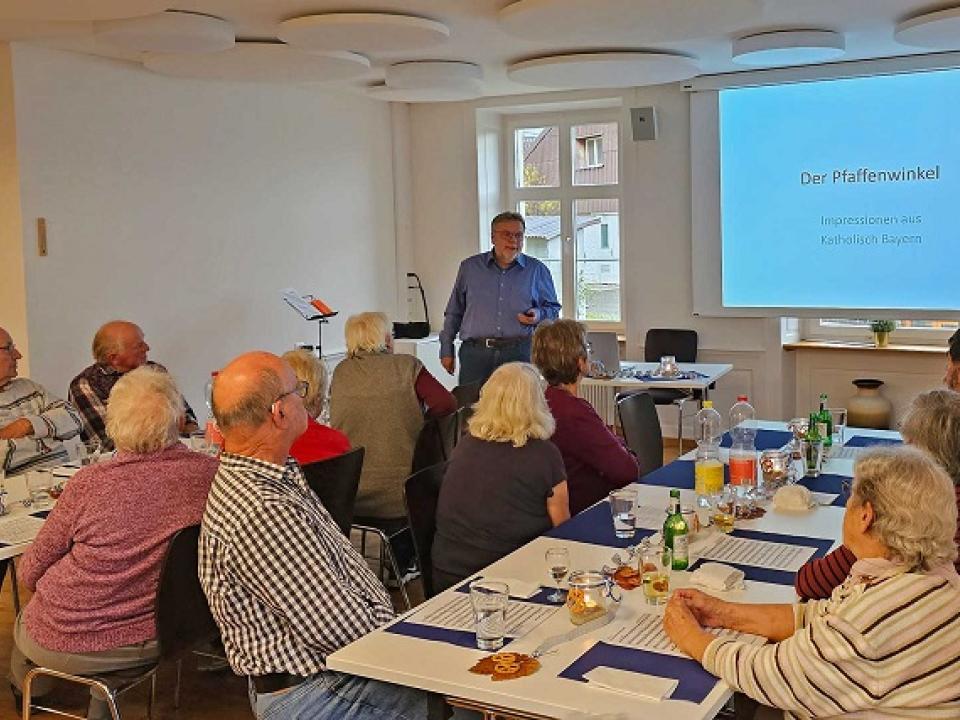 Impressionen ökum. Seniorennachmittag Basadingen, 31.10.2023