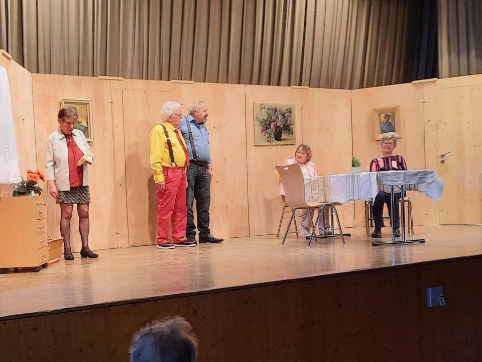 Seniorentheater Hallau