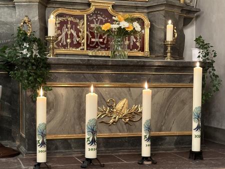 Das Kreuz wird zum Lebensbaum